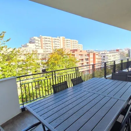Exclusive 2 Bedroom Near The For 6 Guests דירה פורטימאו