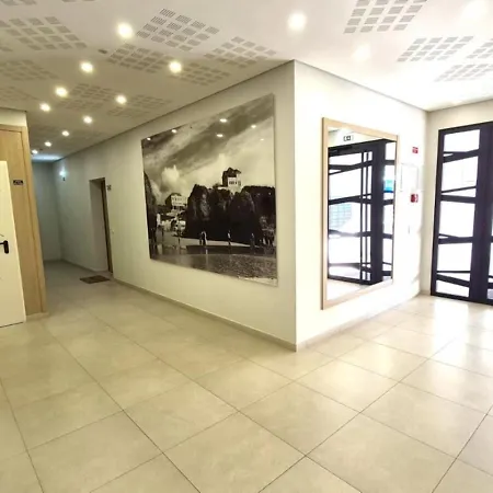 Exclusive 2 Bedroom Near The For 6 Guests פורטימאו